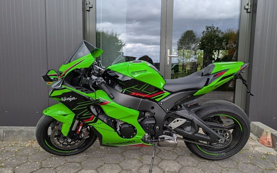 Gebrauchtmotorrad Kawasaki Ninja ZX-10R - Bild 2