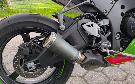 Gebrauchtmotorrad Kawasaki Ninja ZX-10R - Bild 8