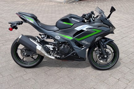 Kawasaki Ninja 500