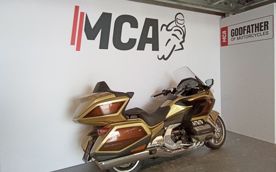 Gebrauchtmotorrad Honda GL 1800 Goldwing Tour - Bild 3