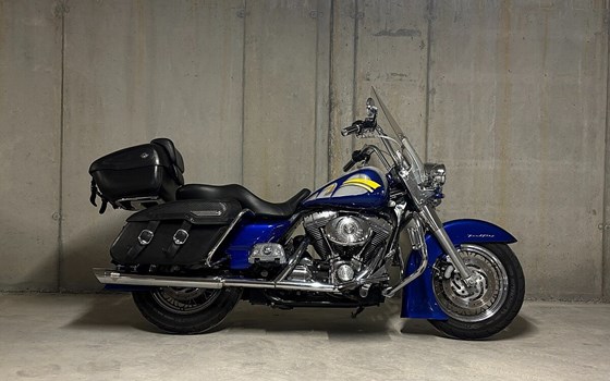 Gebrauchtmotorrad Harley-Davidson Road King Classic FLHRC - Bild 1