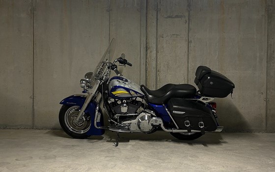 Gebrauchtmotorrad Harley-Davidson Road King Classic FLHRC - Bild 2