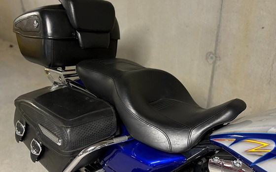 Gebrauchtmotorrad Harley-Davidson Road King Classic FLHRC - Bild 3