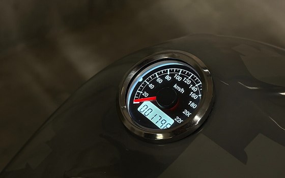 Gebrauchtmotorrad Harley-Davidson Road King Classic FLHRC - Bild 6