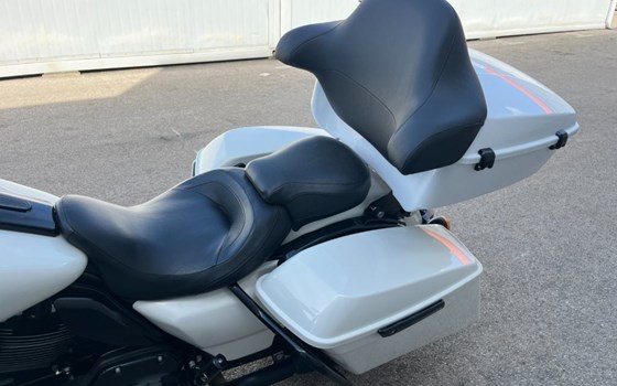Gebrauchtmotorrad Harley-Davidson Touring Road Glide Special FLTRXS - Bild 11