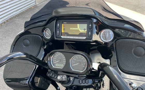 Gebrauchtmotorrad Harley-Davidson Touring Road Glide Special FLTRXS - Bild 13