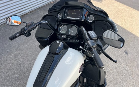 Gebrauchtmotorrad Harley-Davidson Touring Road Glide Special FLTRXS - Bild 5