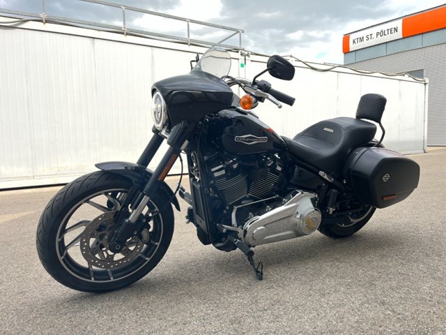 Harley-Davidson Softail Sport Glide FLSB (schwarz) - Bild 10