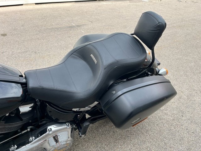 Harley-Davidson Softail Sport Glide FLSB (schwarz) - Bild 11