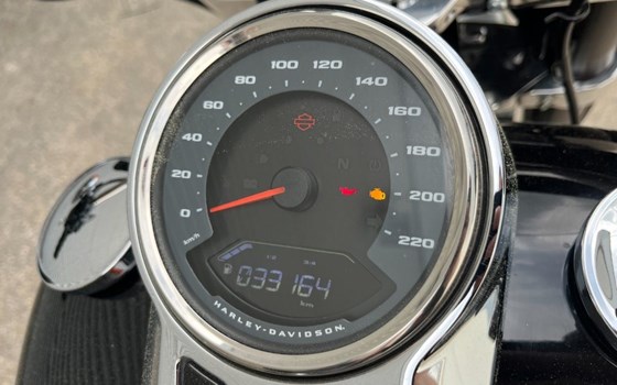 Gebrauchtmotorrad Harley-Davidson Softail Sport Glide FLSB - Bild 13