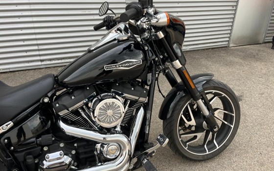 Gebrauchtmotorrad Harley-Davidson Softail Sport Glide FLSB - Bild 3