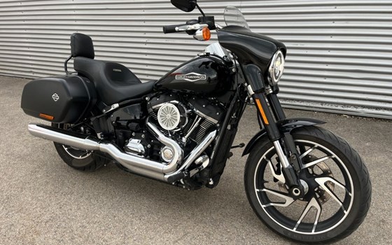 Gebrauchtmotorrad Harley-Davidson Softail Sport Glide FLSB - Bild 4