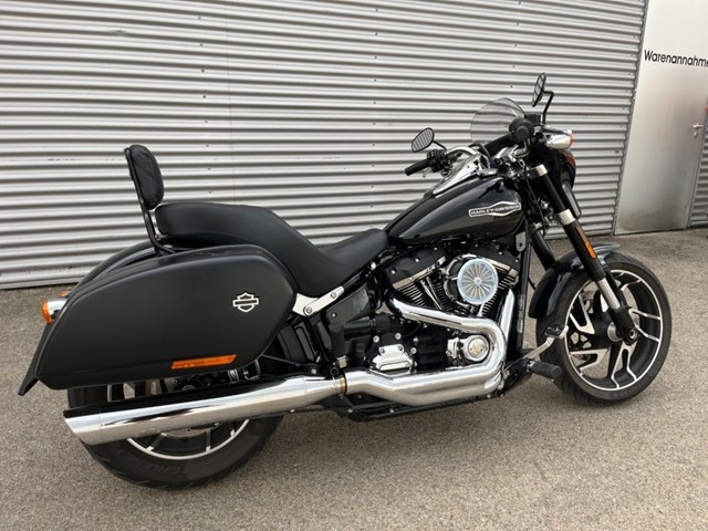 Harley-Davidson Softail Sport Glide FLSB (schwarz) - Bild 7