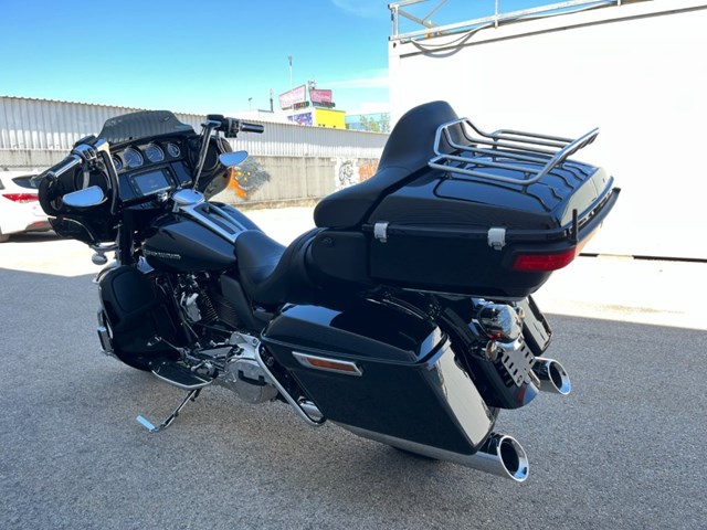 Harley-Davidson FLHTK Electra Glide Ultra Limited (schwarz) - Bild 10