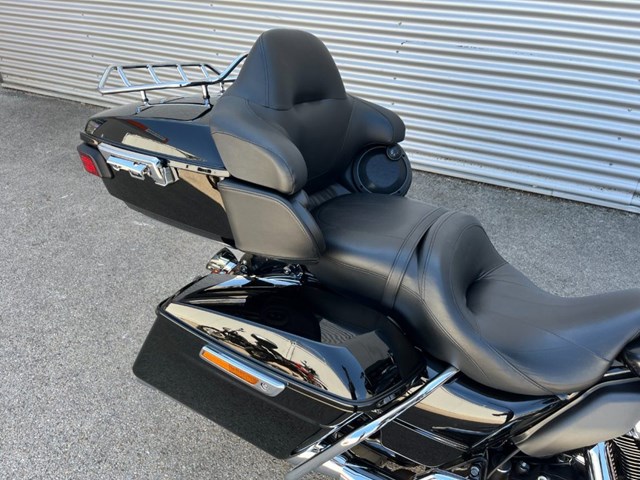 Harley-Davidson FLHTK Electra Glide Ultra Limited (schwarz) - Bild 7