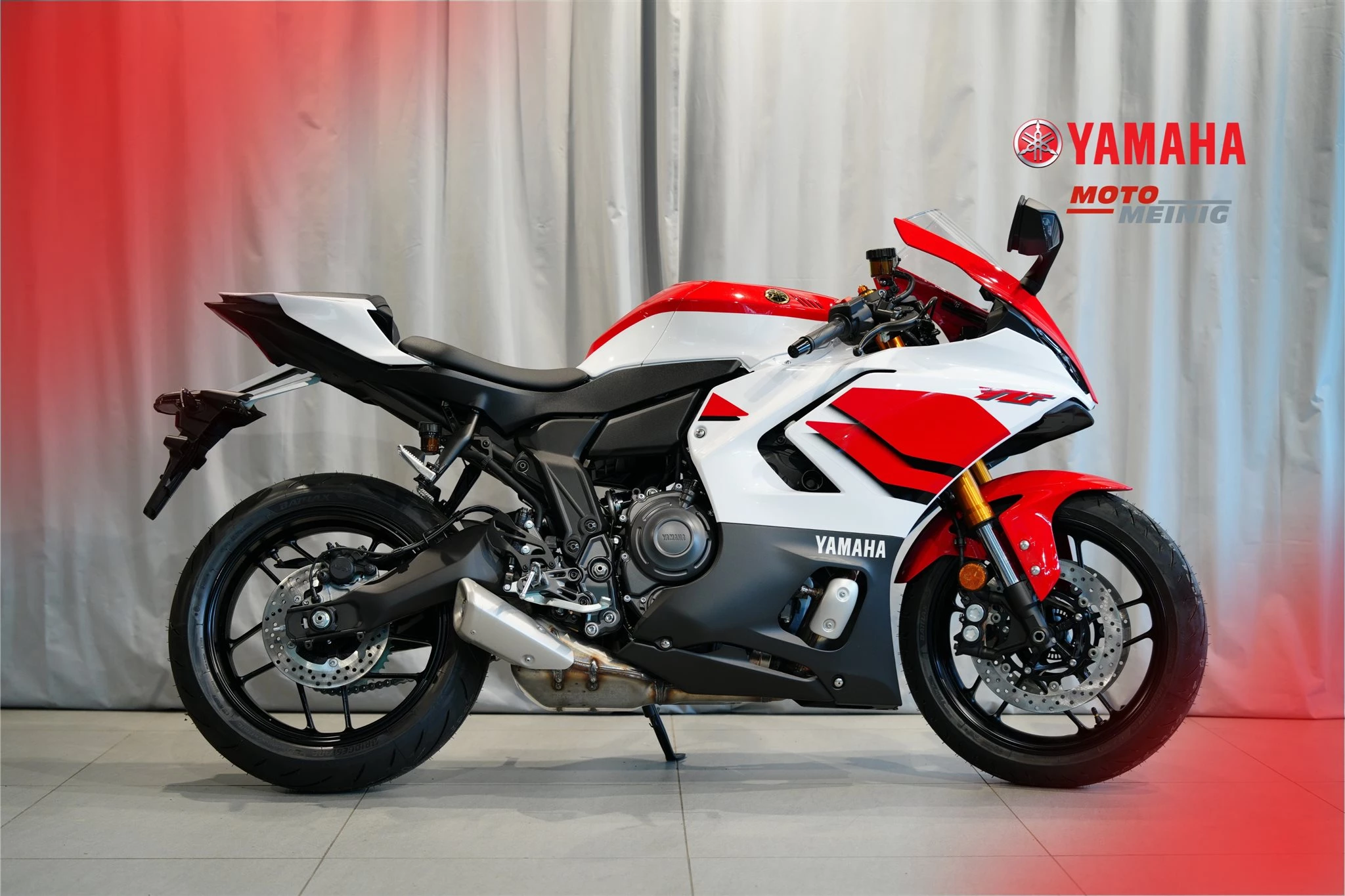Yamaha R3