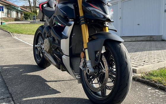 Gebrauchtmotorrad Ducati Streetfighter V4 SP - Bild 8