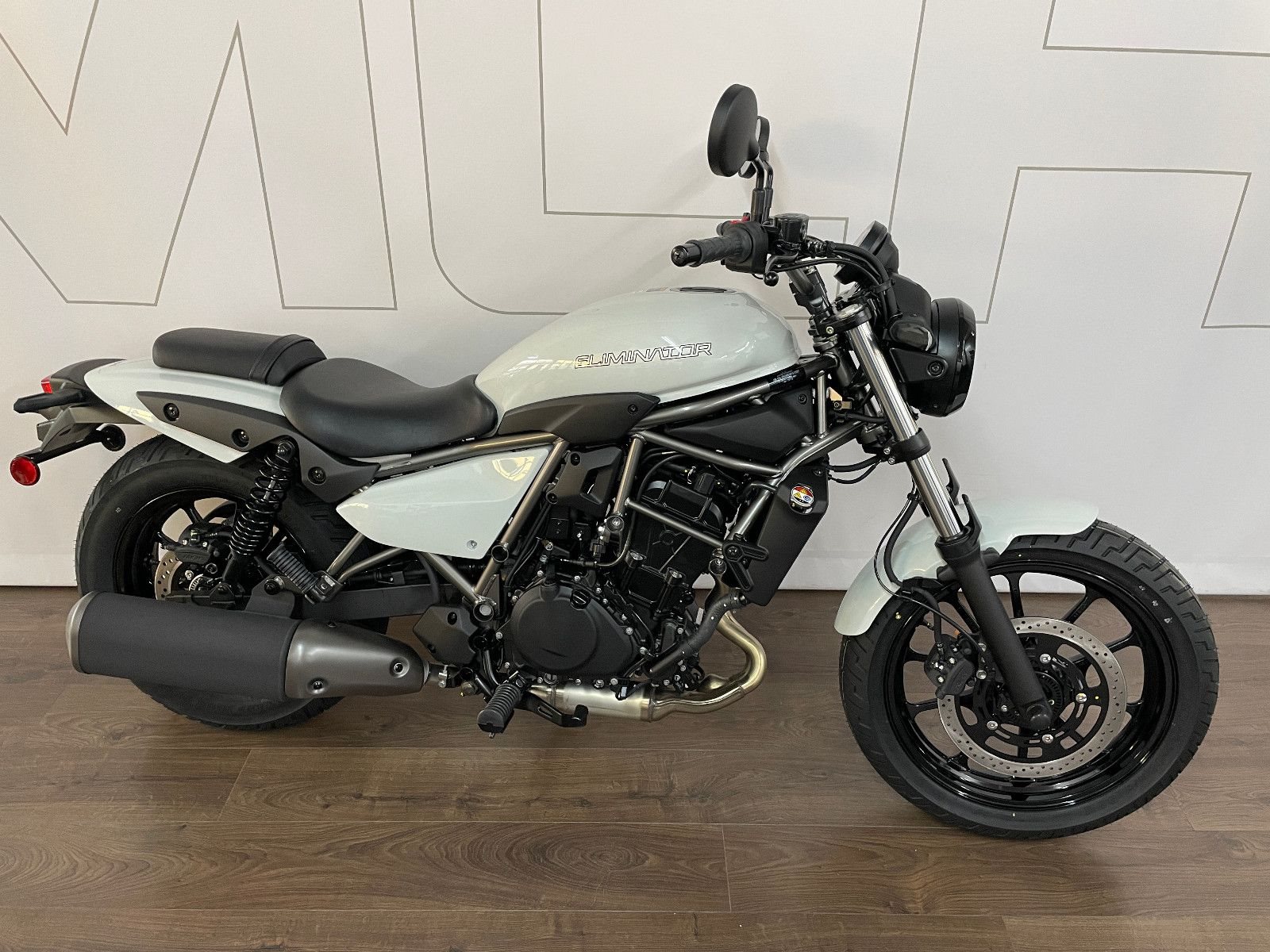 Kawasaki Eliminator 500