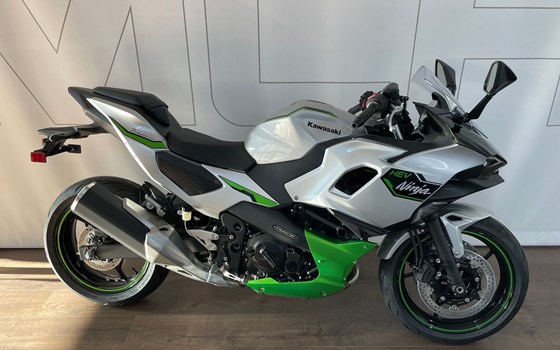 Gebrauchtmotorrad Kawasaki Ninja 7 Hybrid - Bild 1