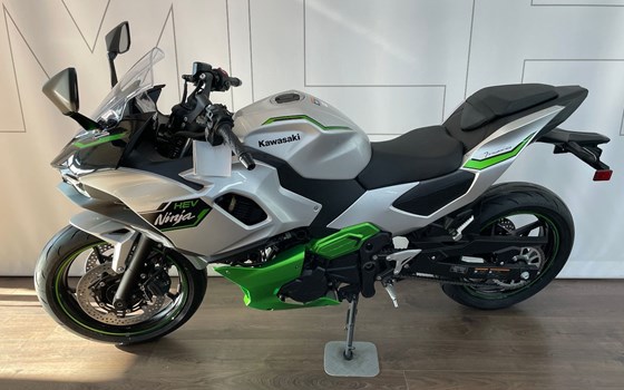 Gebrauchtmotorrad Kawasaki Ninja 7 Hybrid - Bild 6