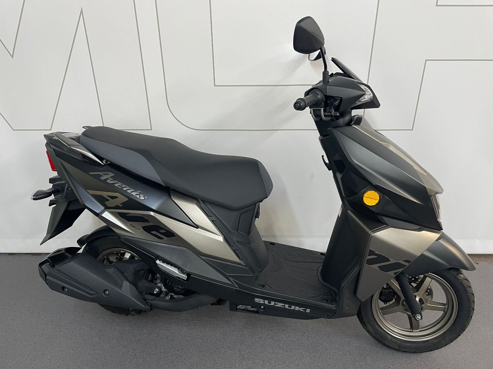 Suzuki Avenis 125