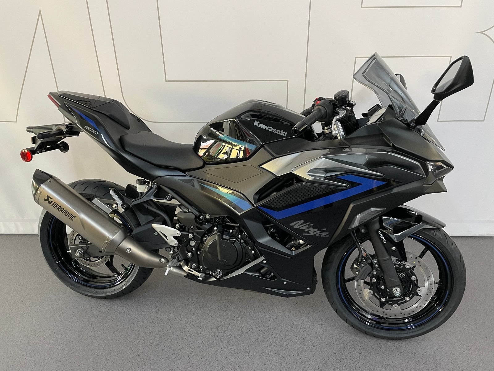 Kawasaki Ninja 500 SE