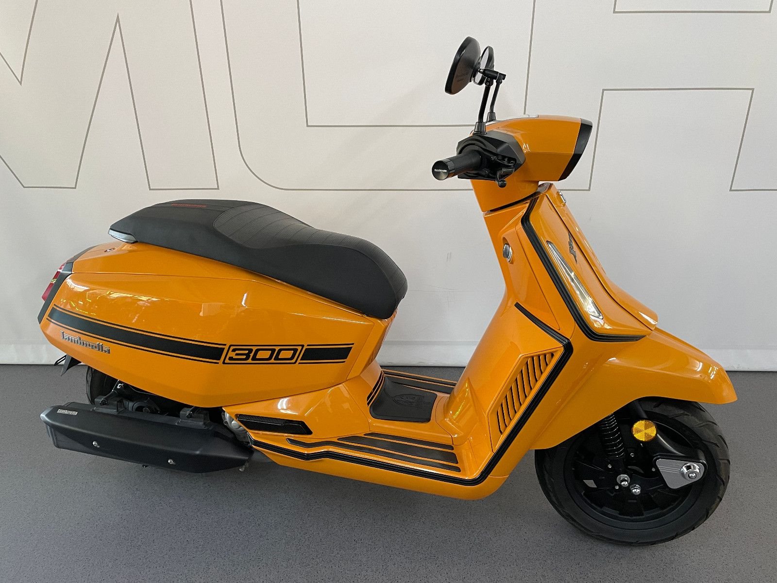 Lambretta X300