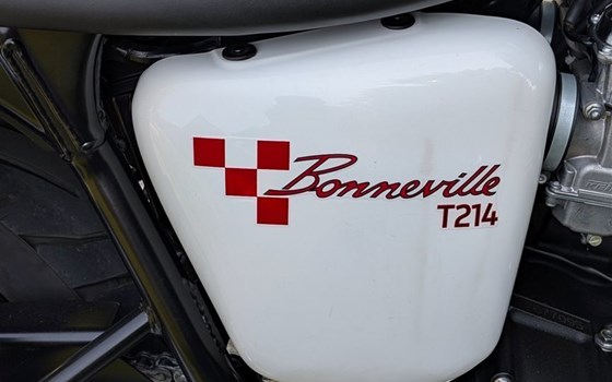 Gebrauchtmotorrad Triumph Bonneville - Bild 18