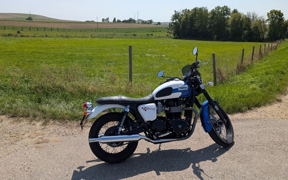 Gebrauchtmotorrad Triumph Bonneville - Bild 2