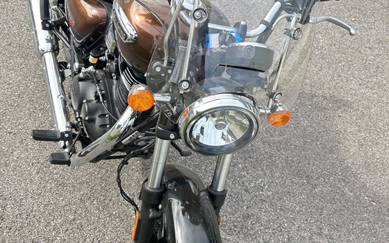 Gebrauchtmotorrad Royal Enfield Meteor 350 Supernova - Bild 3