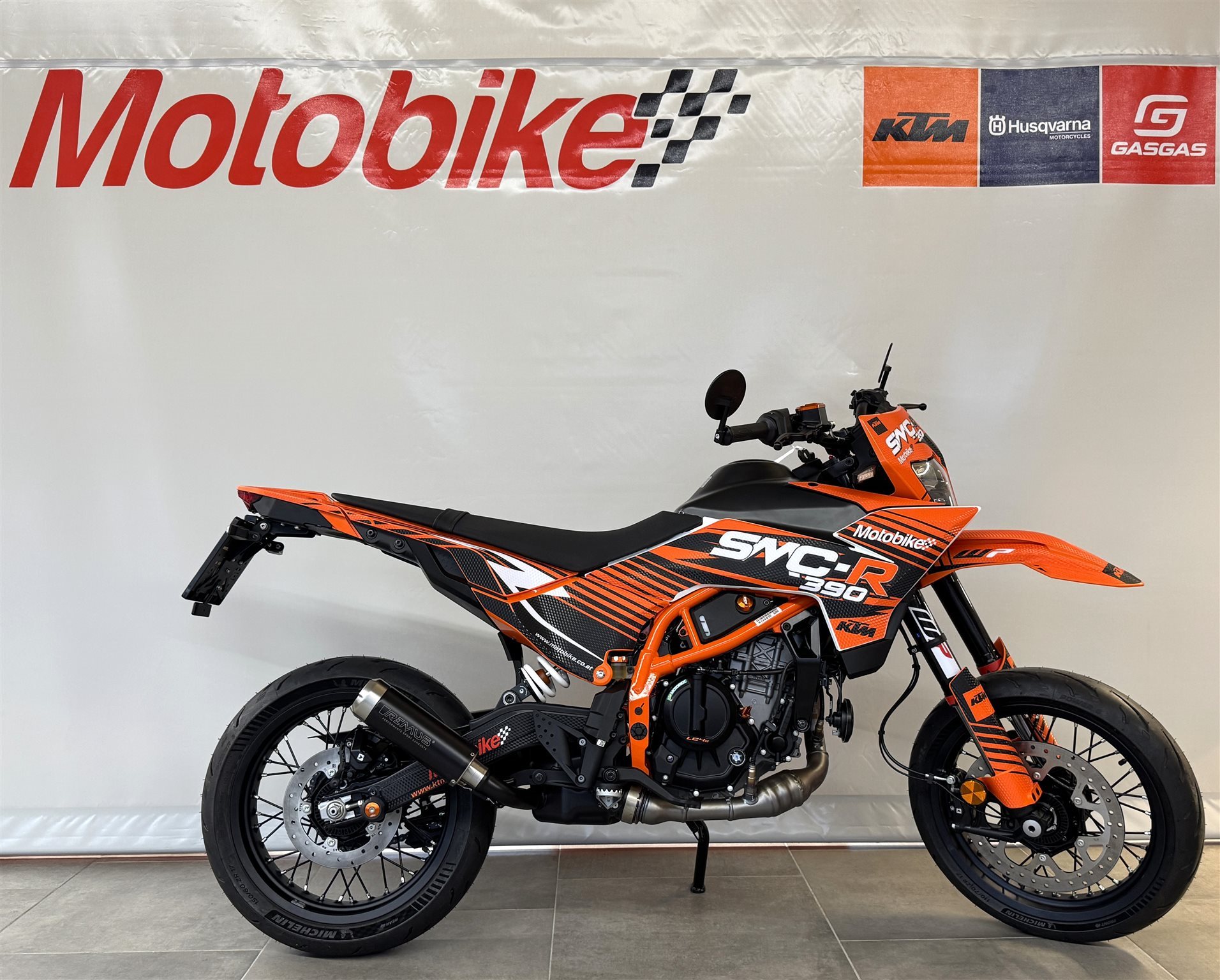 KTM 390 SMC R