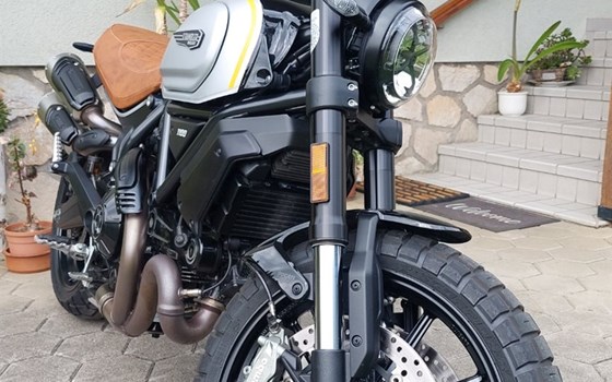 Gebrauchtmotorrad Ducati Scrambler 1100 PRO - Bild 1