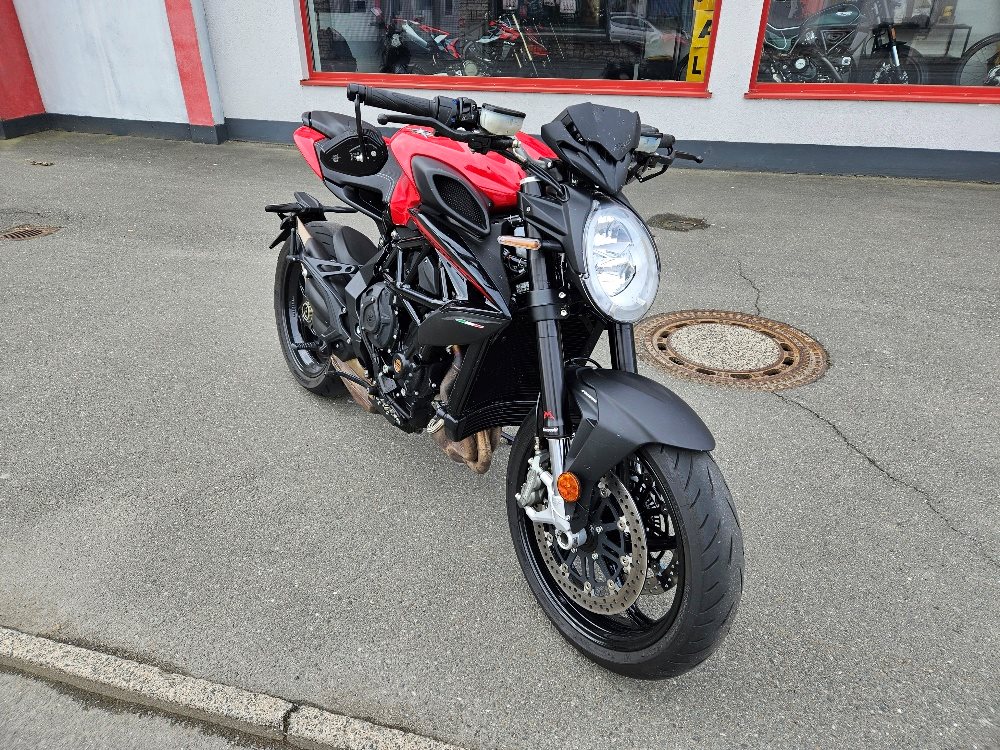 MV Agusta Brutale 800 Rosso