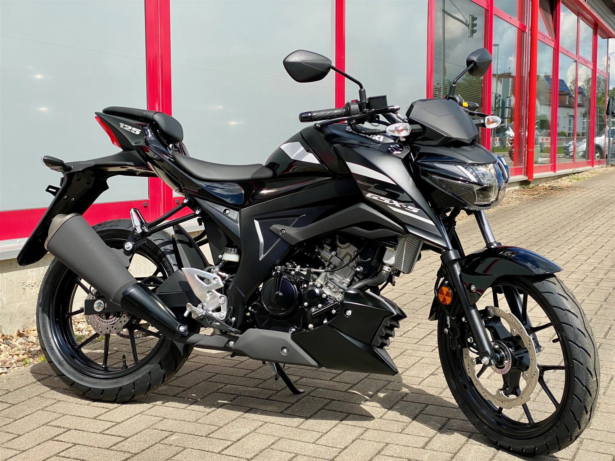 Suzuki GSX-S125