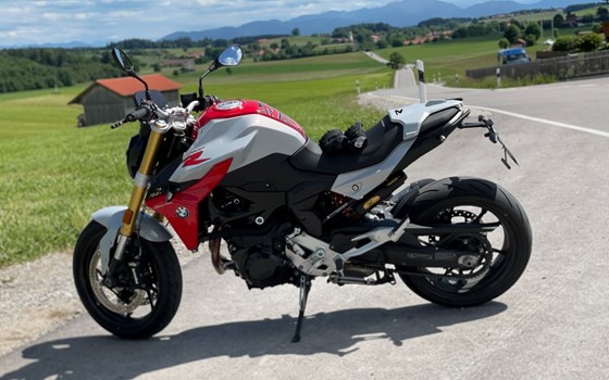 Gebrauchtmotorrad BMW F 900 R - Bild 1