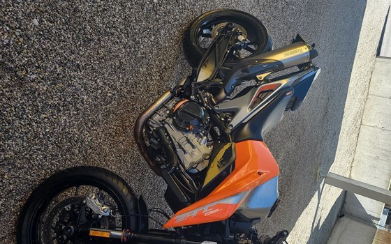Gebrauchtmotorrad KTM 790 Duke - Bild 2