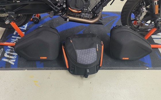 Gebrauchtmotorrad KTM 790 Duke - Bild 9