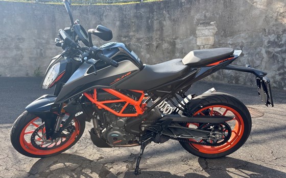 Gebrauchtmotorrad KTM 390 Duke - Bild 1