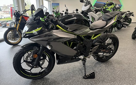 Neufahrzeug Kawasaki Ninja 125 - Bild 2