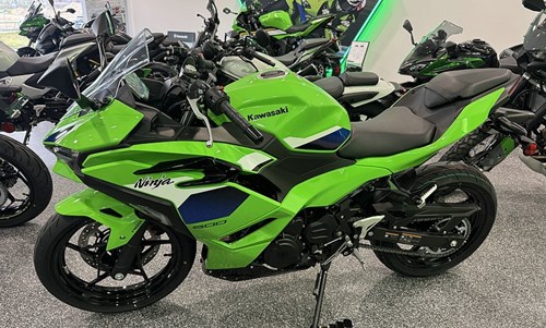 Kawasaki Ninja 500 SE