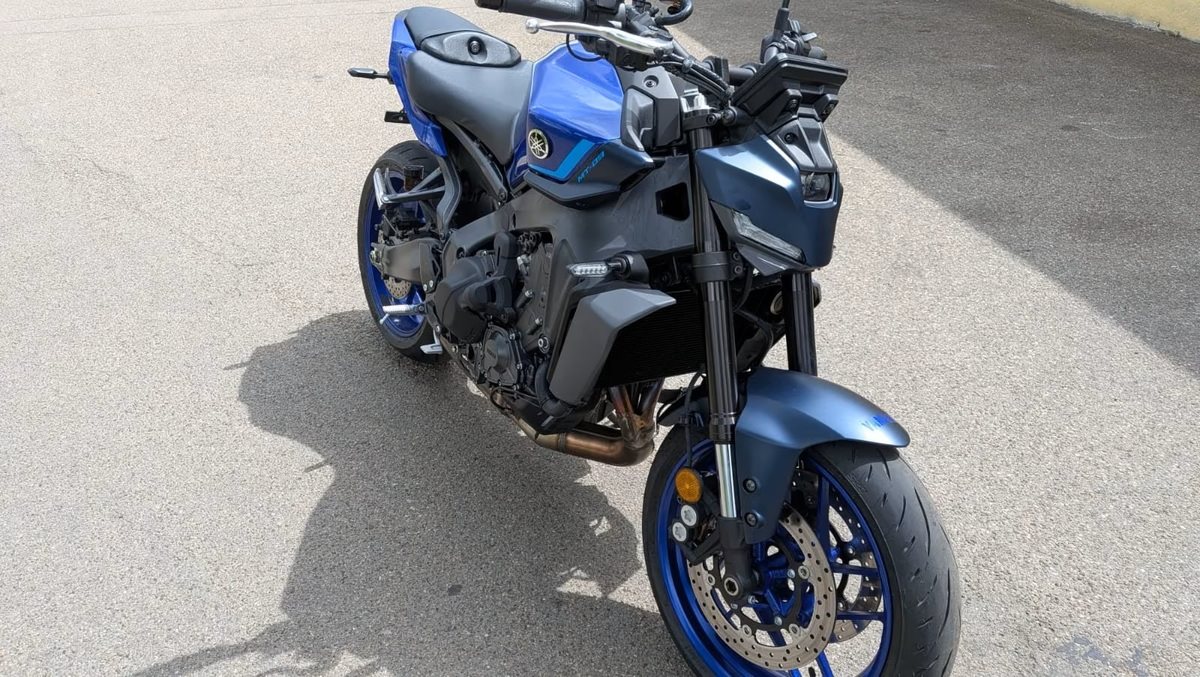 Yamaha MT-09 Y-AMT 35kW