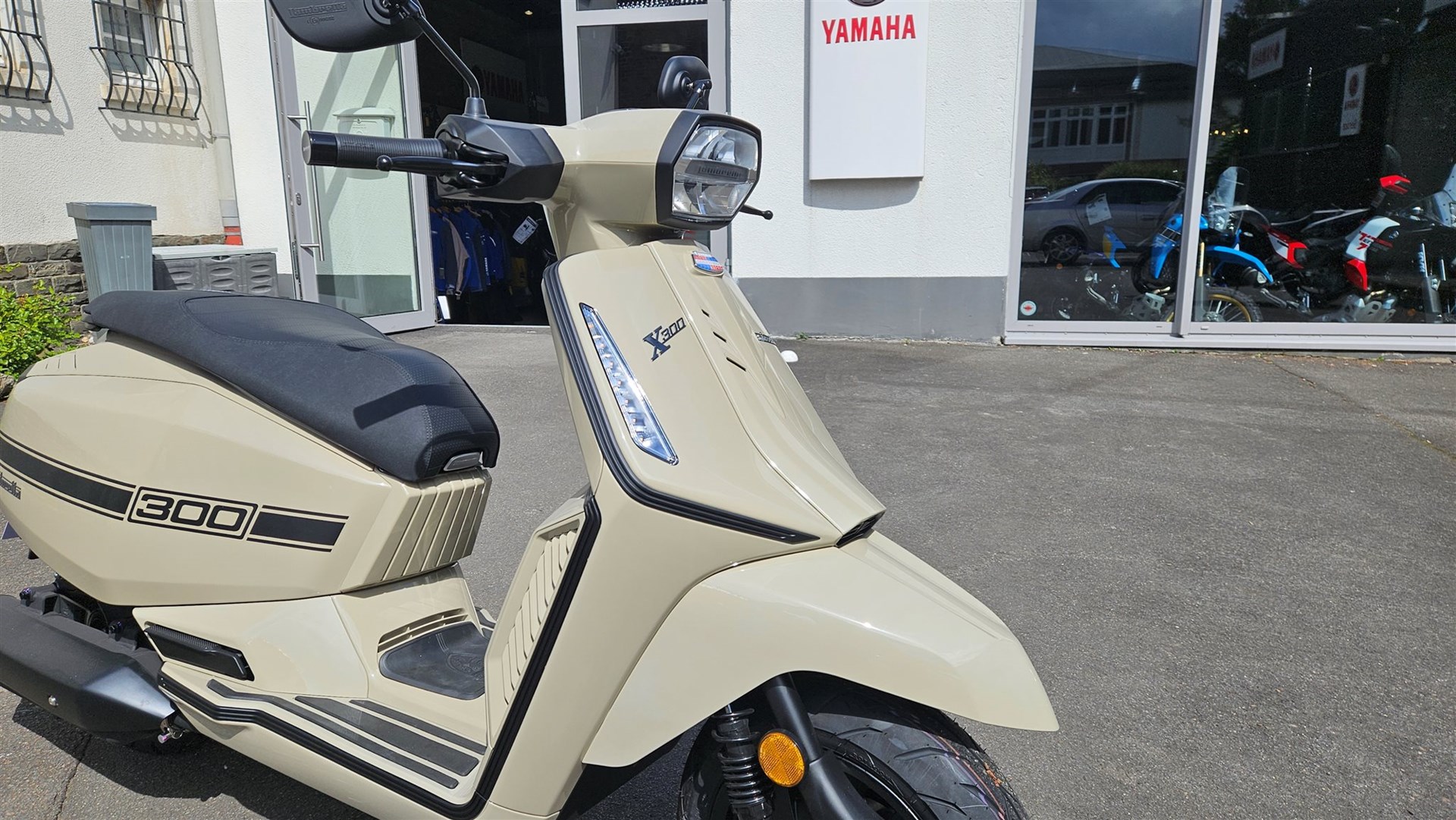 Lambretta X300