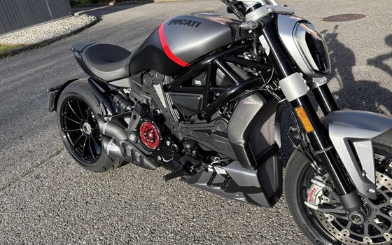 Gebrauchtmotorrad Ducati XDiavel Black Star - Bild 1