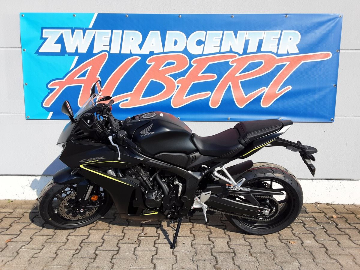 Honda CBR650R E-Clutch