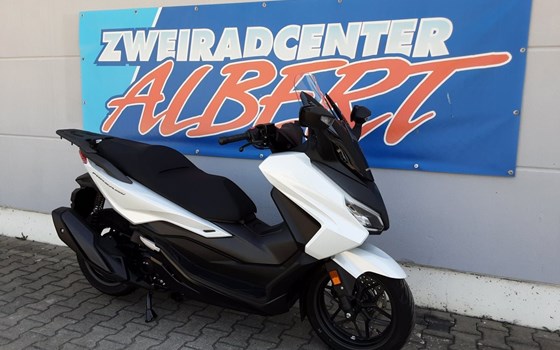 Gebrauchtmotorrad Honda Forza 350 - Bild 4