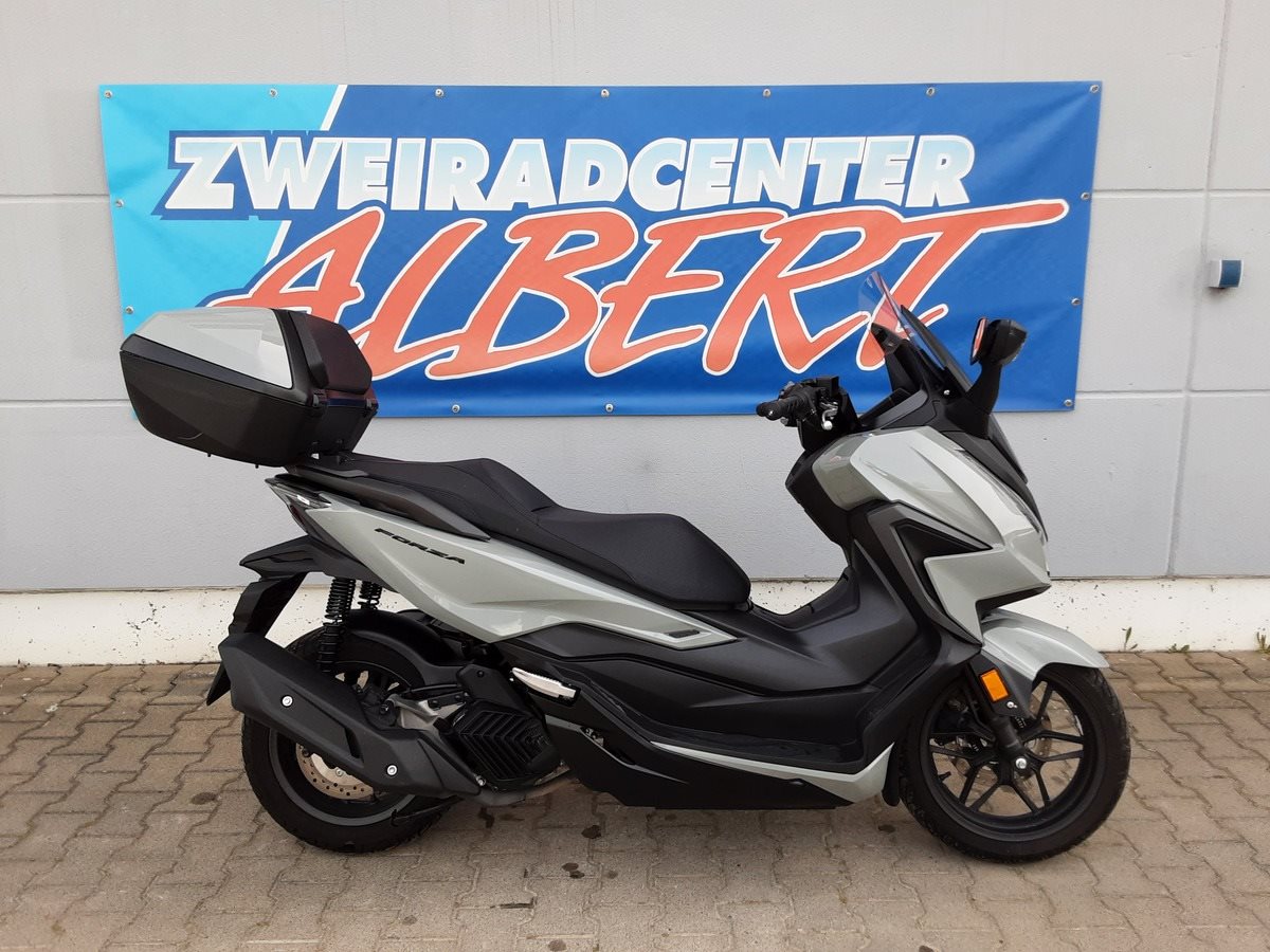 Honda Forza 125