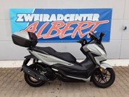 Honda Forza 125