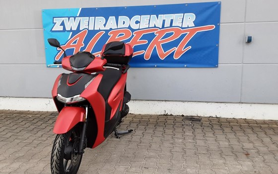 Gebrauchtmotorrad Honda SH125i - Bild 9