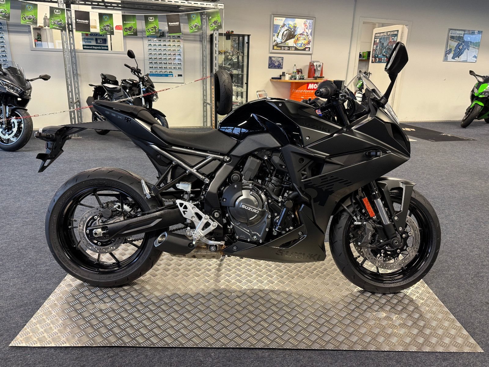 Suzuki GSX-8R