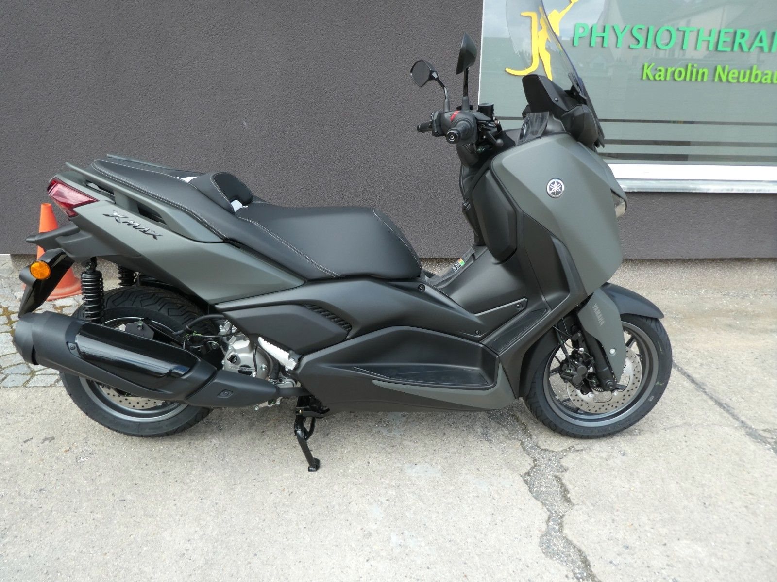 Yamaha XMAX 300